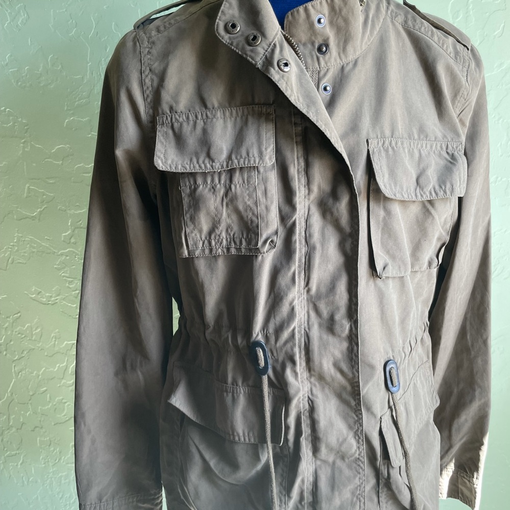 Jacket - Picture 9 of 9